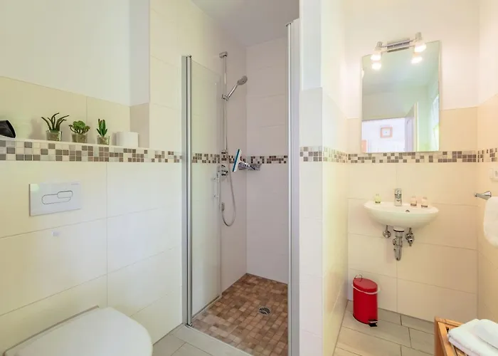 Апартаменты Doppelhaeuser Zinglingsberg - Regenbogen Остзебад Бинц